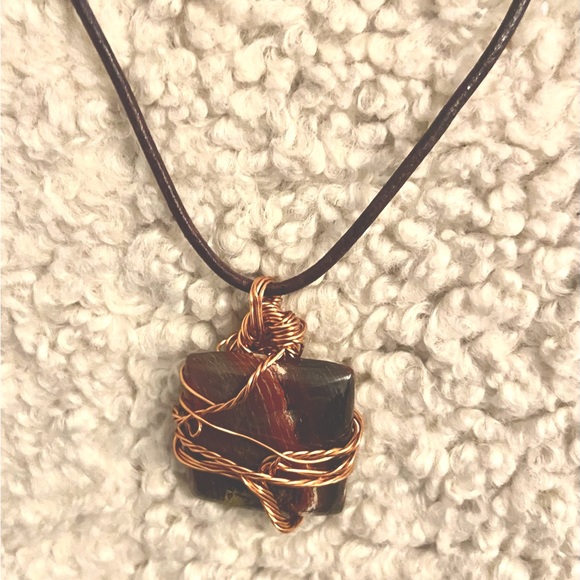 Abrecciated Jasper copper wired necklace. - Picture 3 of 4